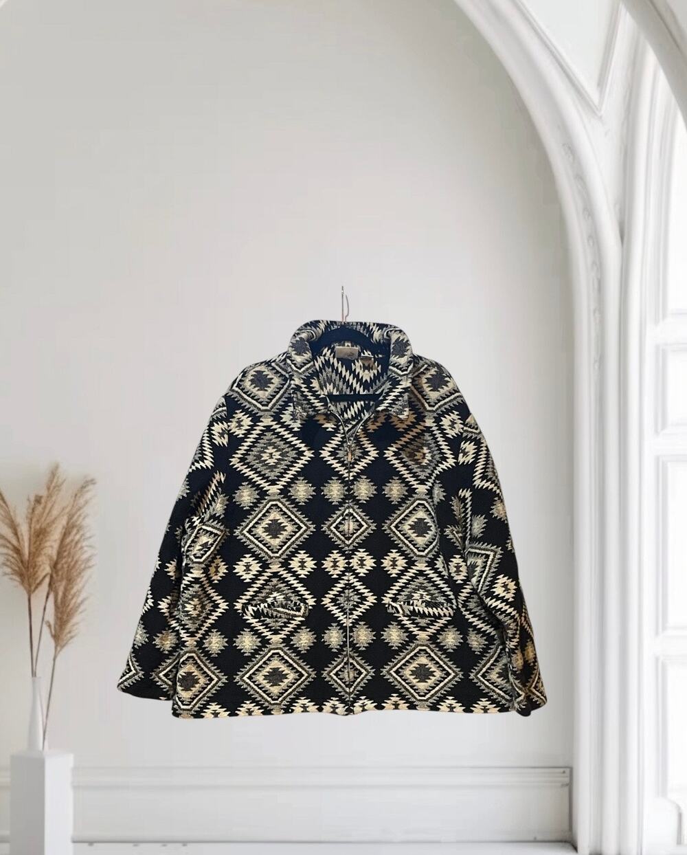 Black White FASHION BUG Womens Aztec Blanket Jacket Size 30-32